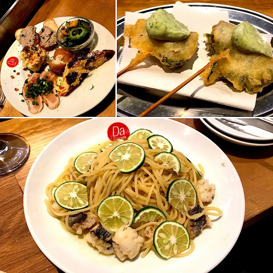 昨夜の夕餉は近所のイタリアン居酒屋さん🏮ハモとスダチのパスタ、そして太刀魚と大葉の串揚げは絶品でしたわ✨昨夜はワイン1.5リットルで控えめに✋|にゃあ（芸名）さん