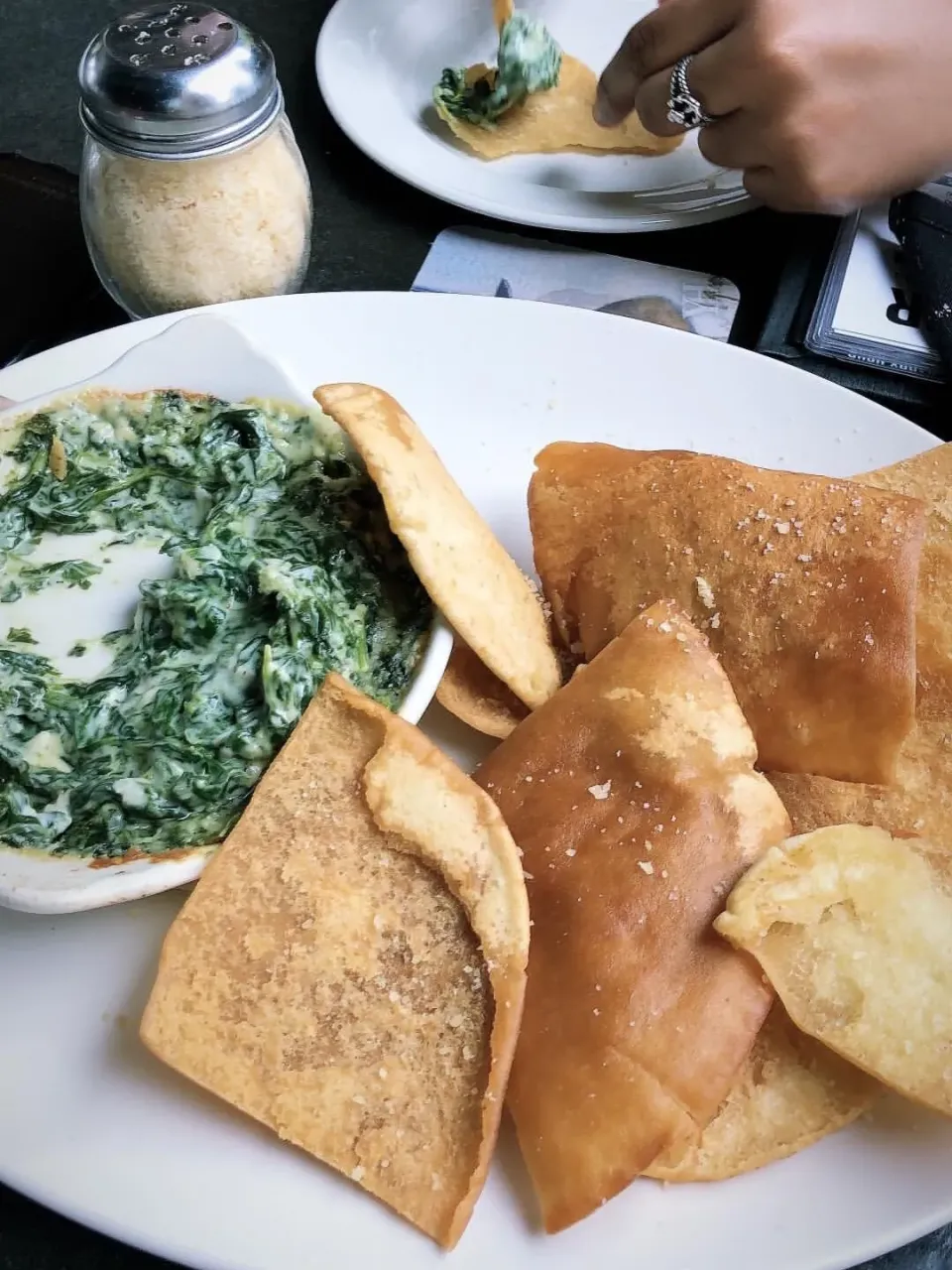 Snapdishの料理写真:Spinach-Artichoke Dip|Aida Solomonさん