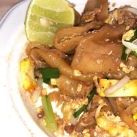 Pad Thai w/ Chicken|Aida Solomonさん