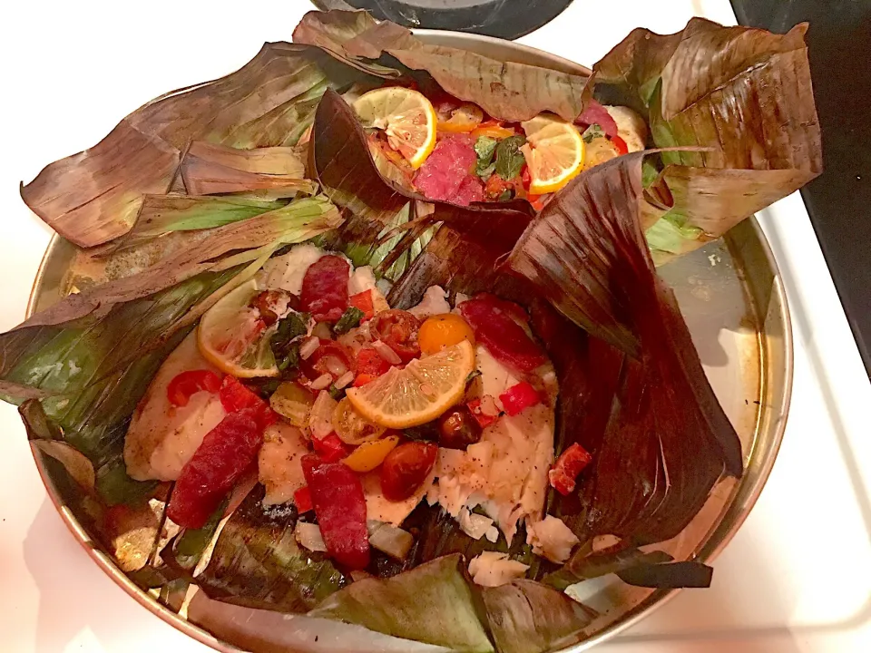 Broiled Tilapia wrapped in Banana leaves #bananaleaves #bakedfishinbananaleaves|🌺IAnneさん