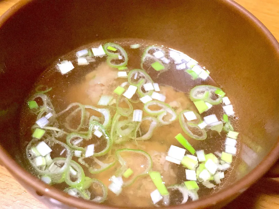 余った餃子の種で作った🥟中華肉団子スープ😋|yumyum😋さん