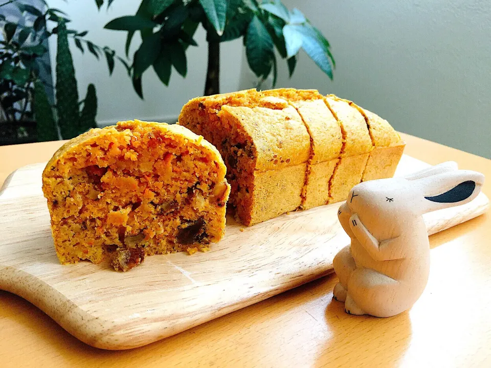 Snapdishの料理写真:Spicy Carrot Cake🐰🥕|leeさん