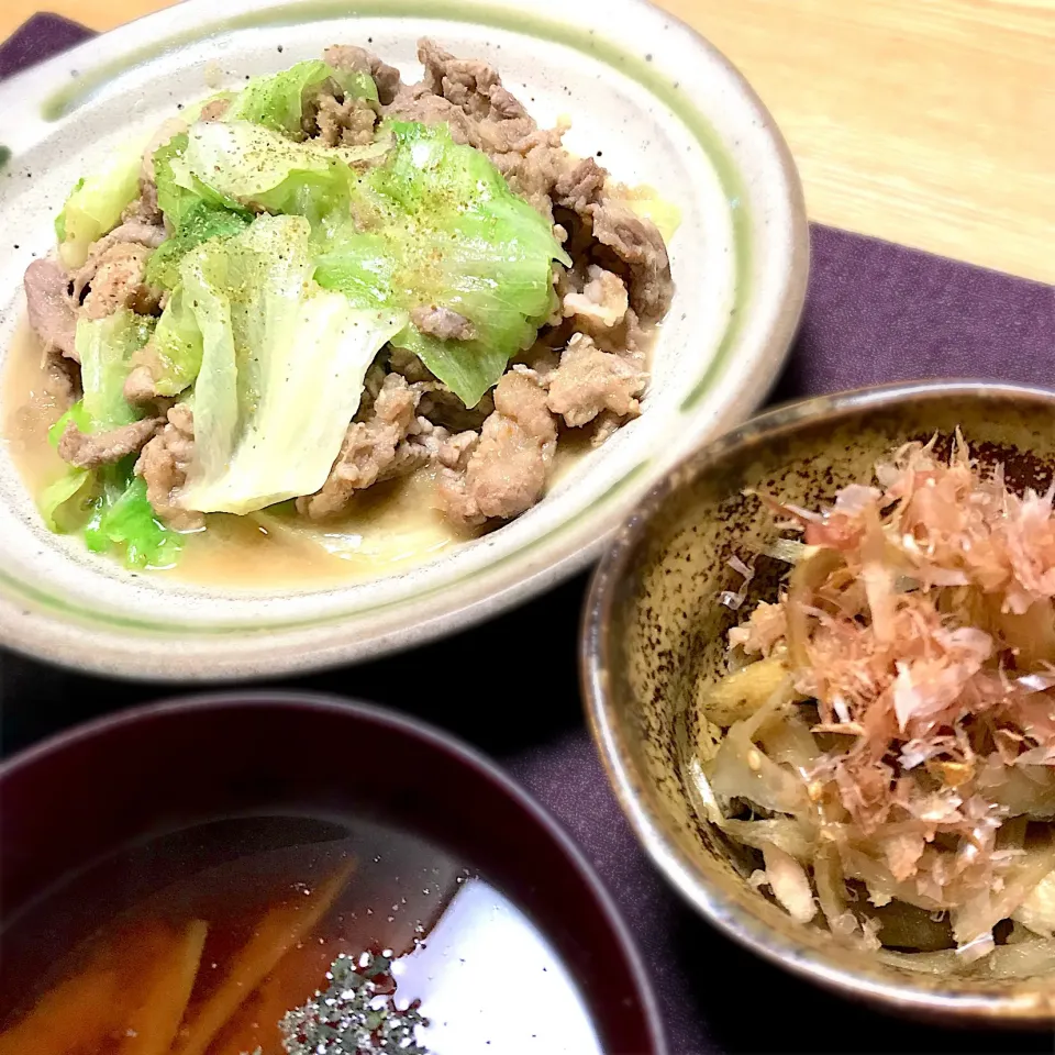 今日の晩御飯 
豚肉とレタスの みぞれ焼煮/無限ゴボウ/大根と碾茶の味噌汁|&しーさん