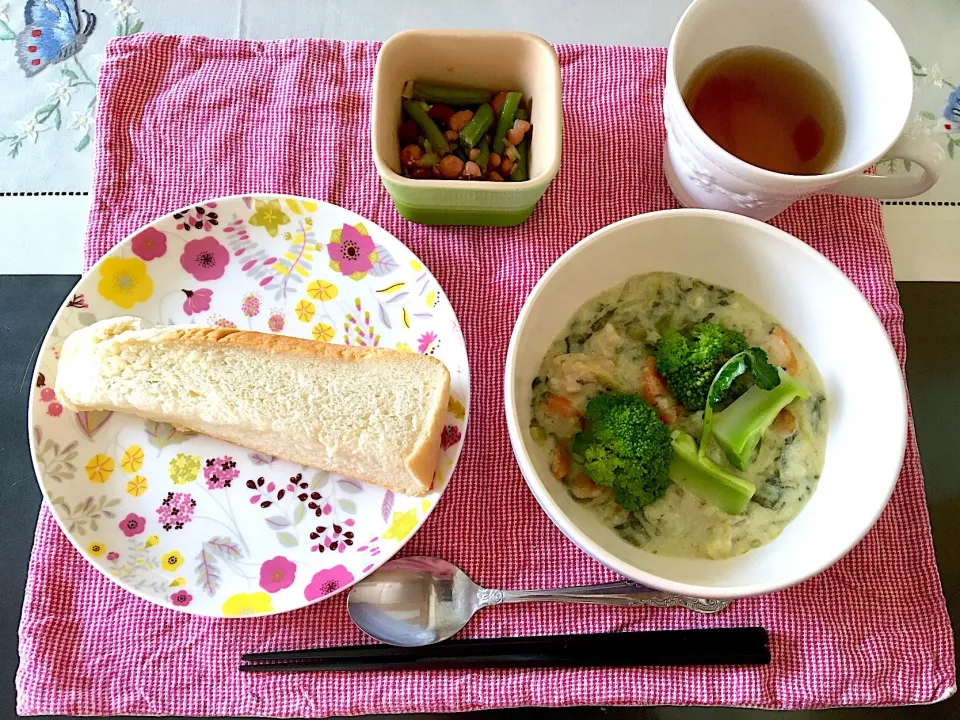 野菜たっぷりシチューのご飯|みよさん