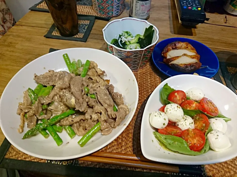 Snapdishの料理写真:酢の物さつま揚げ焼き&牛肉のオイマヨ&カプレーゼ|まぐろさん