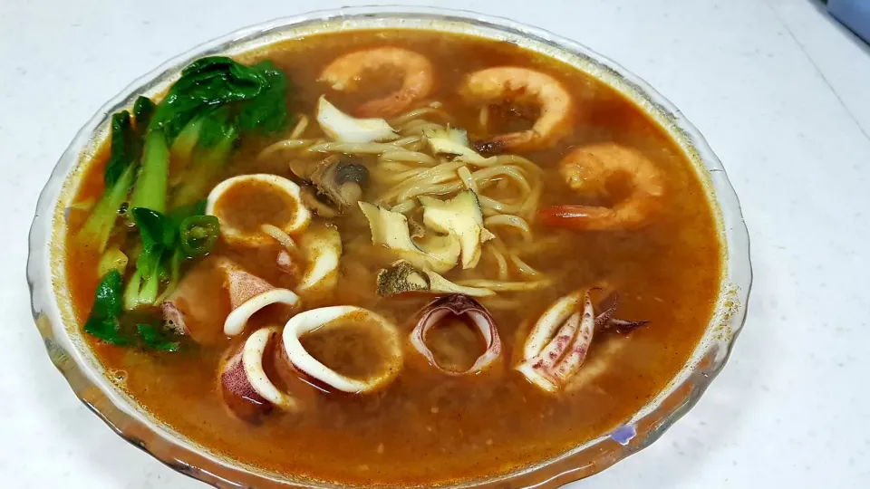 seafood noodle soup|steven z.y.さん