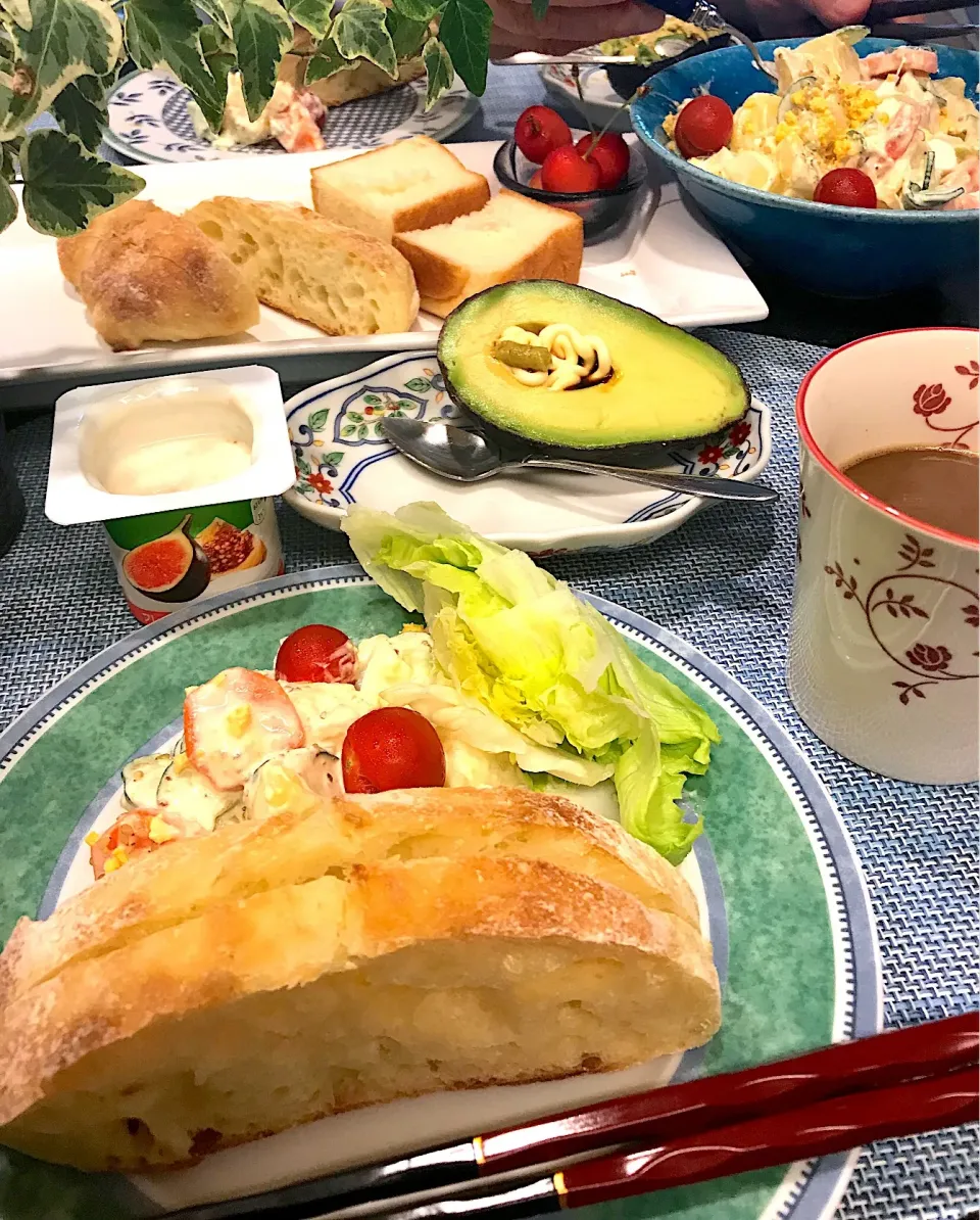 塩チャバタを焼いた朝のごはん|シュトママさん