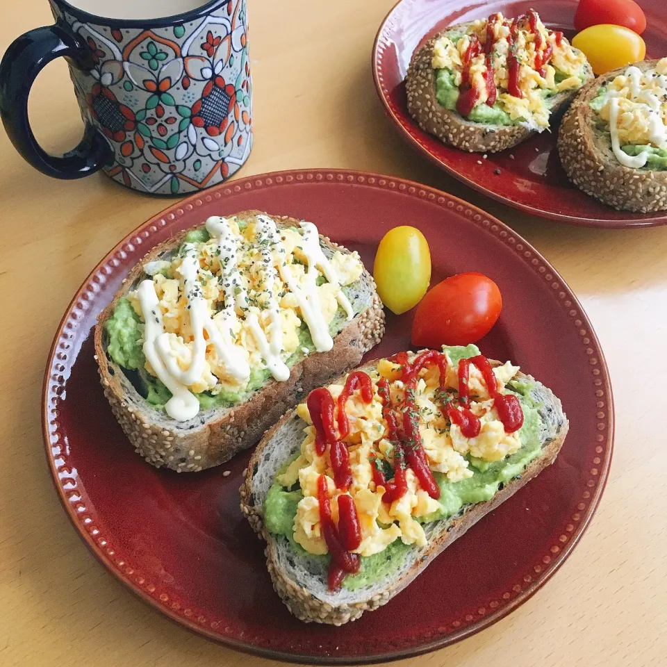 【アボ部】紅白アボたまトースト🥑🥪🇲🇽|leeさん