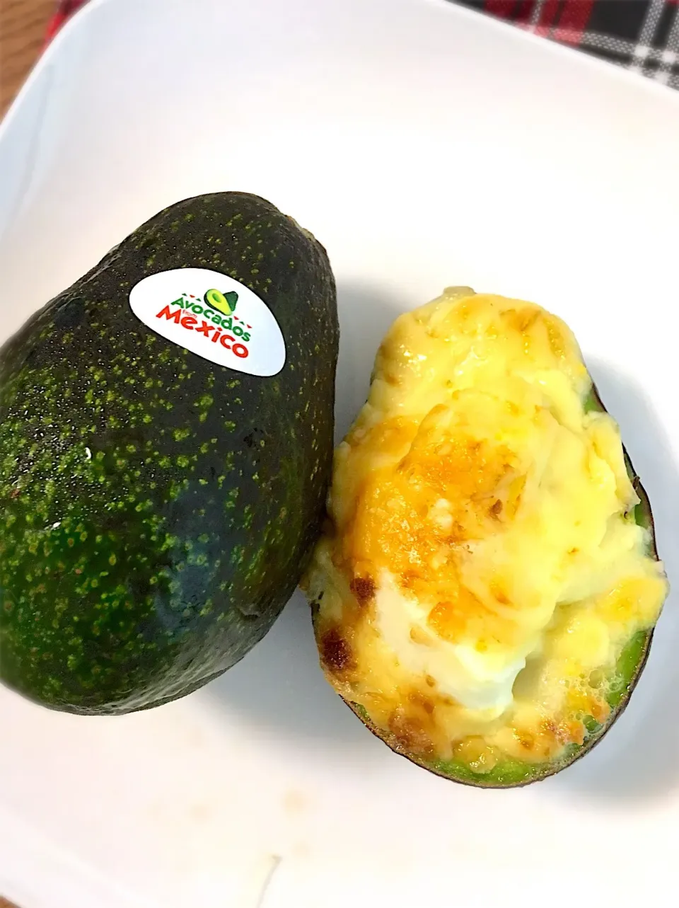 玉子サラダ入りアボカドマヨチーズ焼き🥑|☆マミ☆さん