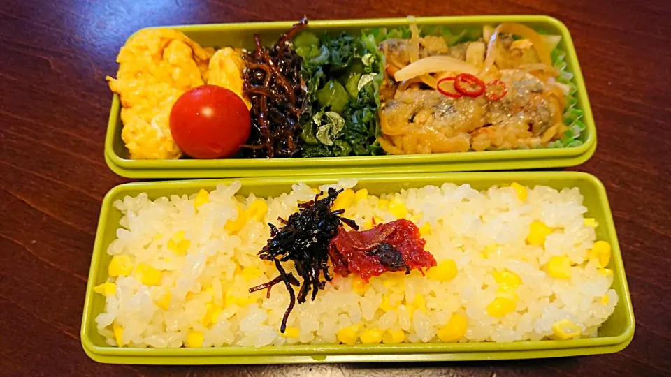 Snapdishの料理写真:とうもろこしご飯と鯵の南蛮漬け弁当
 #今日のお弁当|りょーさん