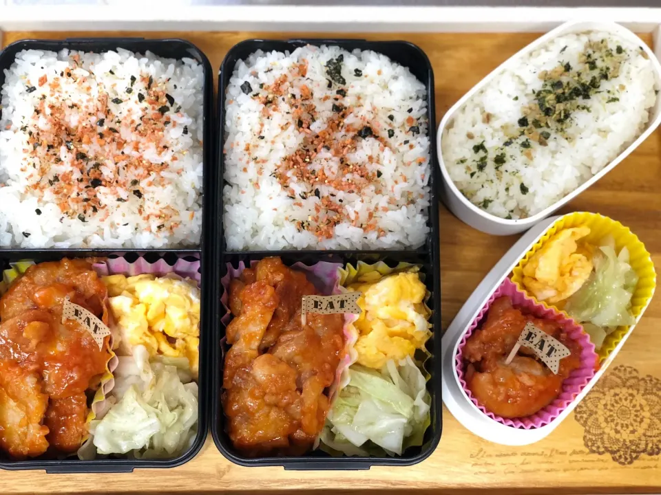 Snapdishの料理写真:JKと社会人男子2人分お弁当🍱
 #ナッツアレルギー 
 #牛乳アレルギー 
 #お弁当|とんちゃさん