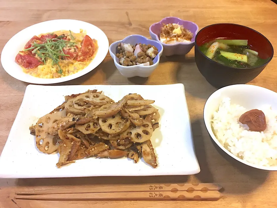 レンコンと鶏肉の甘辛炒め定食♪|かおちゃんさん