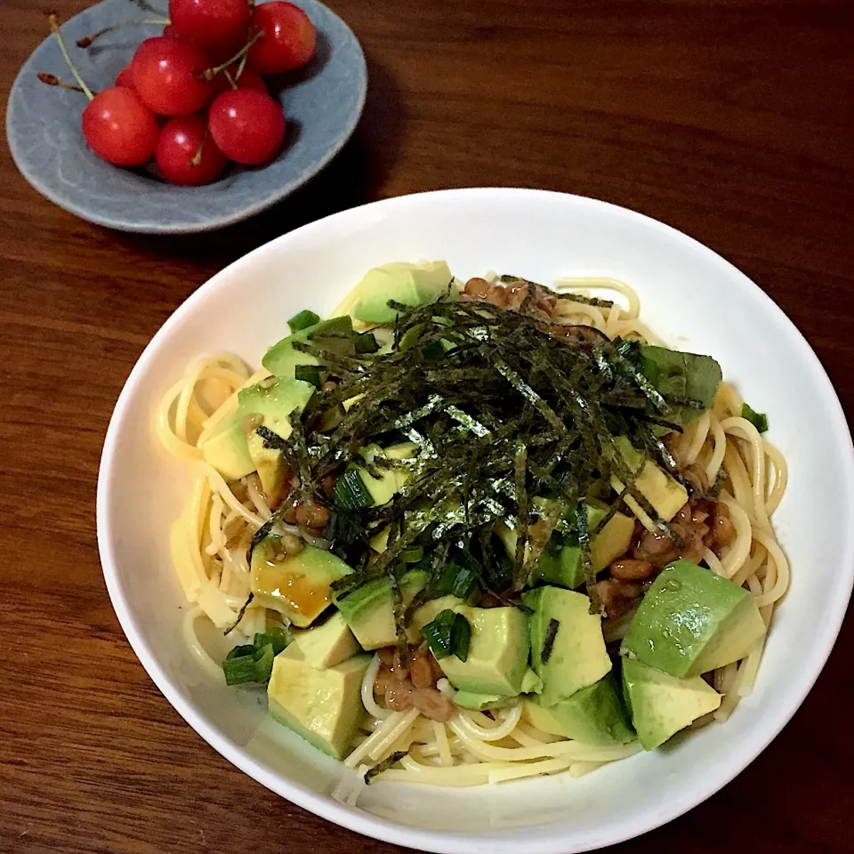 アボカドと納豆のパスタ|tomoさん