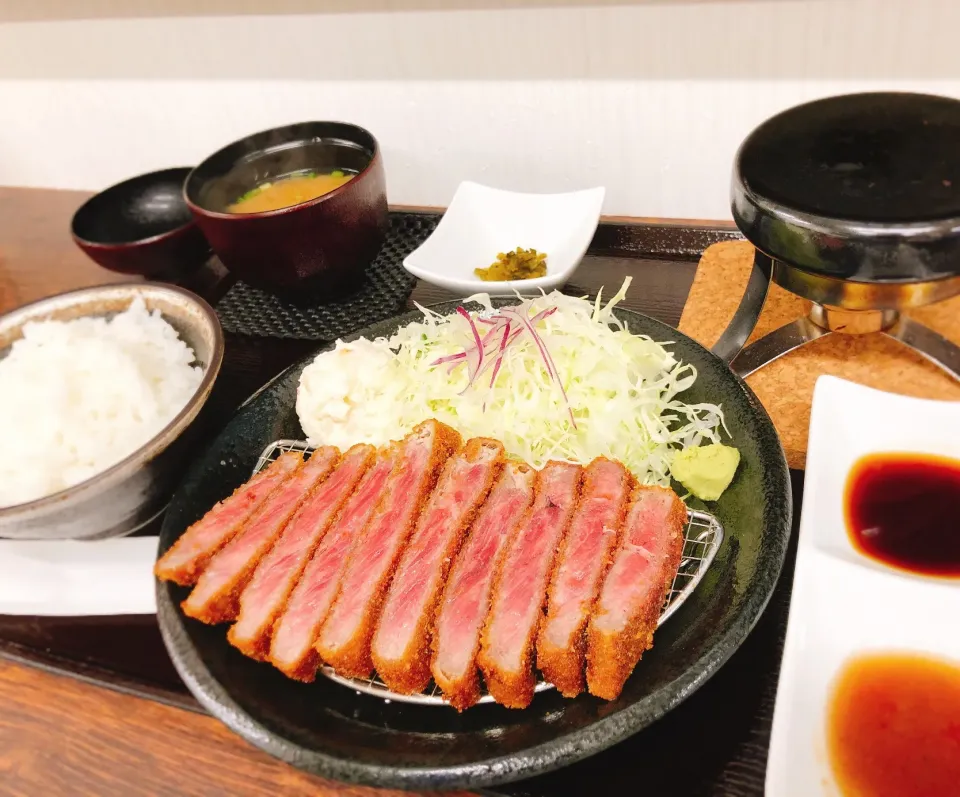 🍚牛カツ定食🐮|クランちゃんさん