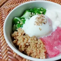 Snapdishの料理写真:ねばねば丼✔️|ばん。さん