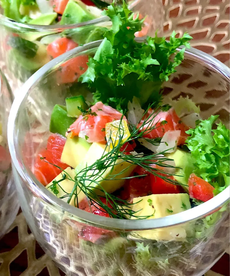 サーモンとアボカドのサラダ🥑|Michiyo Shimizuさん