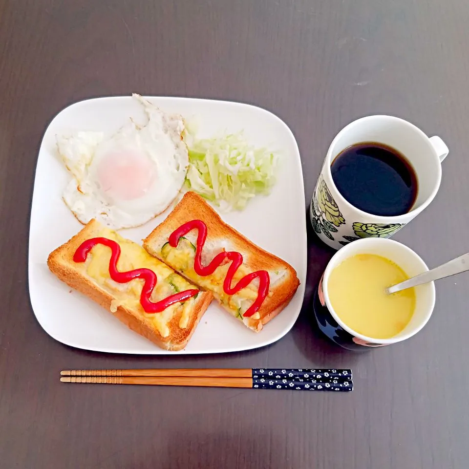 ピザトーストの朝ご飯♡|Mami.Nさん