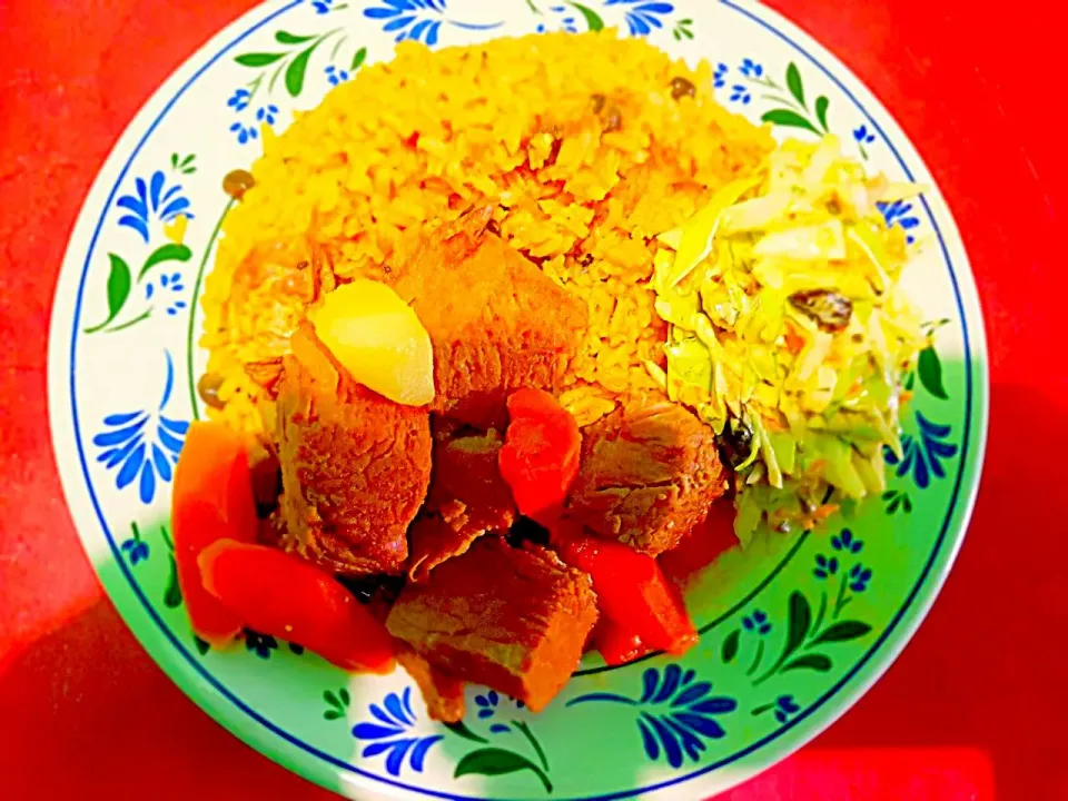 Steamed Ham with Green Peas n Rice and Cole Slaw with Raisins and Glazed Pecans.|Juan Simmsさん