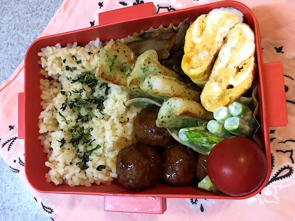 ♫6/25今日のお弁当♫〜肉団子、ちくわの磯辺揚げ、きんぴらごぼう、だし巻き卵、アスパラマヨ和え、プチトマト〜|Satokoさん