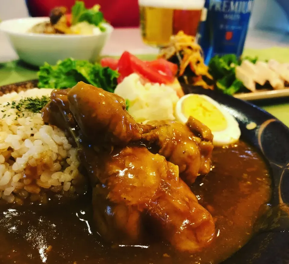 Snapdishの料理写真:圧力鍋で❤️ほろほろ手羽元カレー🍛|ハマちゃんさん