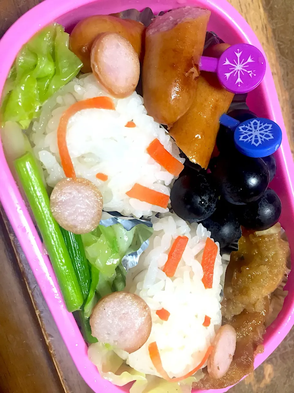 ウサギさんのお散歩お弁当|COWCOWさん