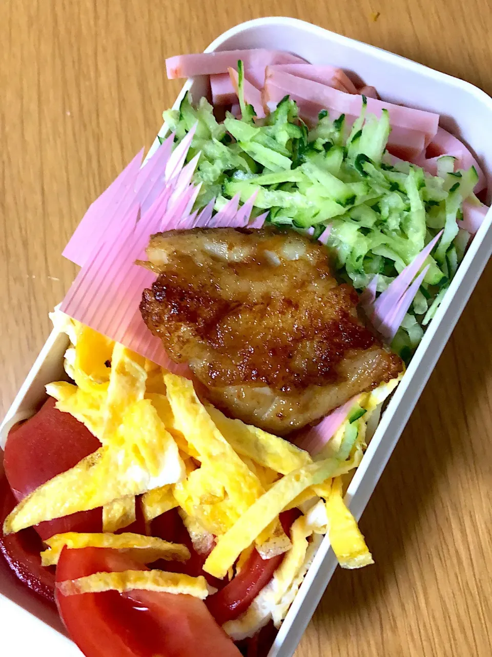 冷やし中華と鱈のムニエル弁当|もぐもぐさん