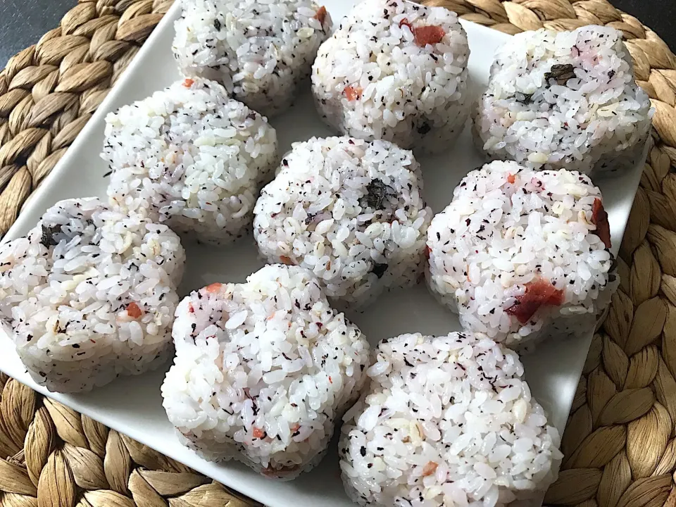 Snapdishの料理写真:Shiso and ume onigiri for homeless|yeni kartikasariさん