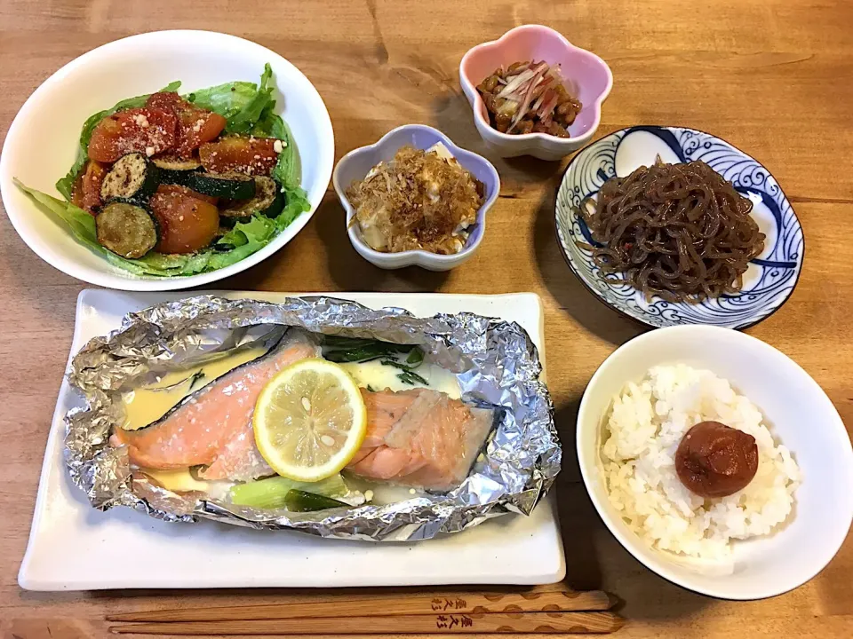 鮭のレモン香るホイル焼き定食♪♪♪|かおちゃんさん