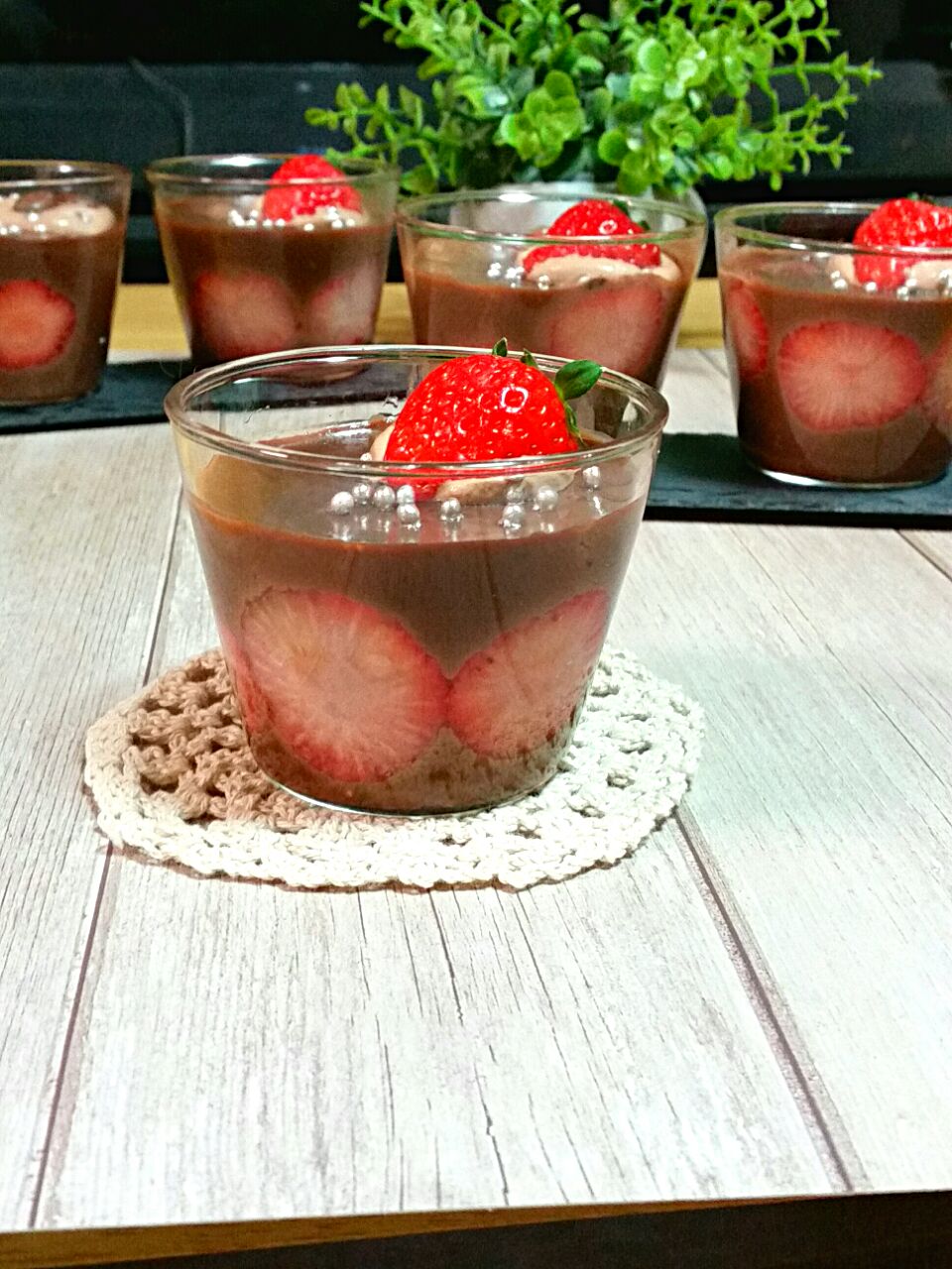 水玉いちごのチョコプリン