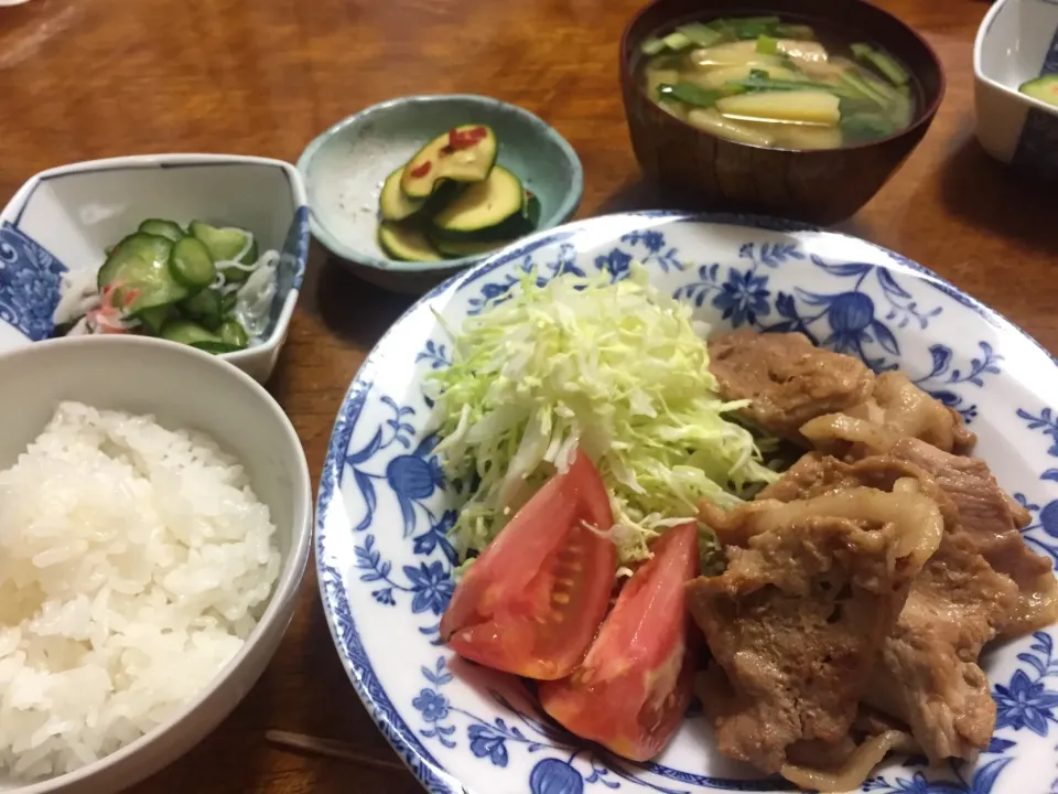 Snapdishの料理写真:6月25日お夕飯 豚肉のスタミナ焼き|さんだーさん