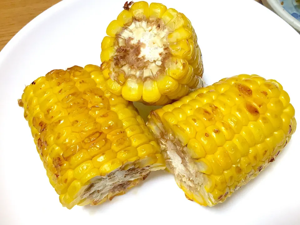 焼きトウモロコシ🌽😋|yumyum😋さん