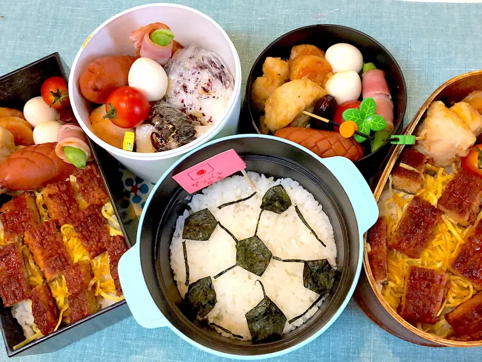 サッカー⚽️海苔弁
なんちゃってうなぎ丼
お握りお弁当|Yuki Kawasumiさん