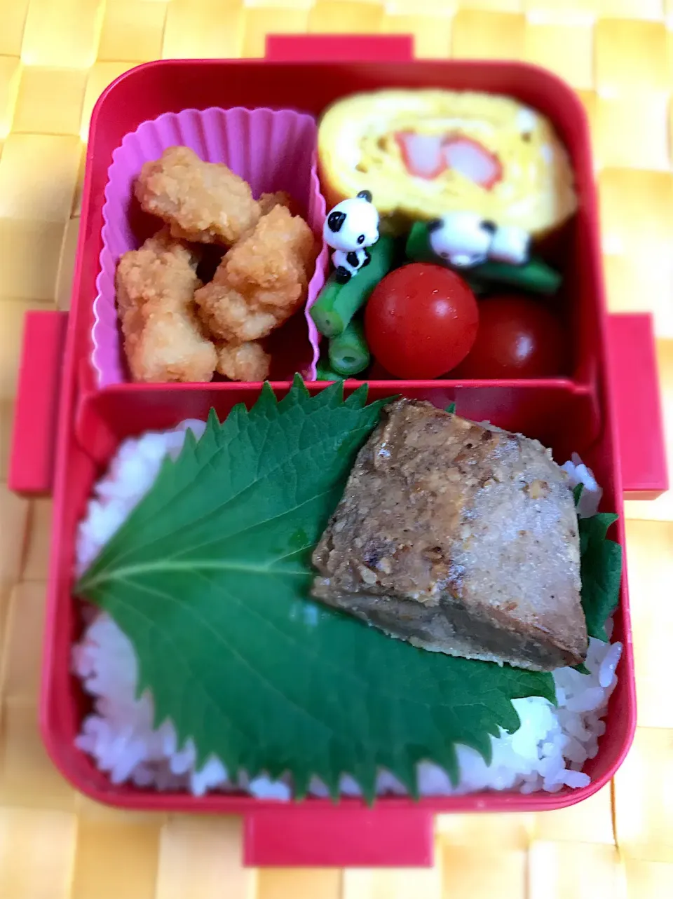 今日のお弁当 #🍱  #中学生弁当  #lunchbox  #お弁当  #娘のお弁当|かれんさん