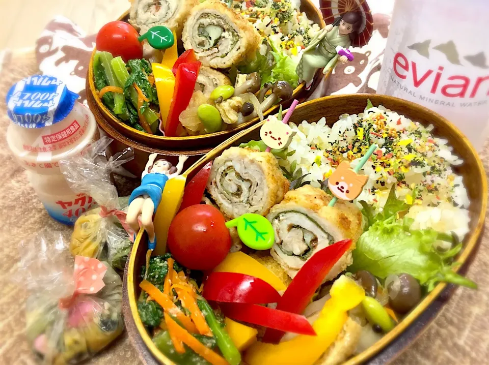 発芽玄米ブレンドご飯🍚&梅しそチーズ🧀くるくる🐷カツ&春菊と人参🥕のナムル&花エビ🦐とニラの出汁巻き玉子&切干し大根煮&じゅんさい味噌玉&花ちりめん&パプリカ&プチトマト🍅の夫婦お弁当♪

 #弁当  #フチ子  #じゅんさい#我が町特産#日本一 #味噌玉|桃実さん