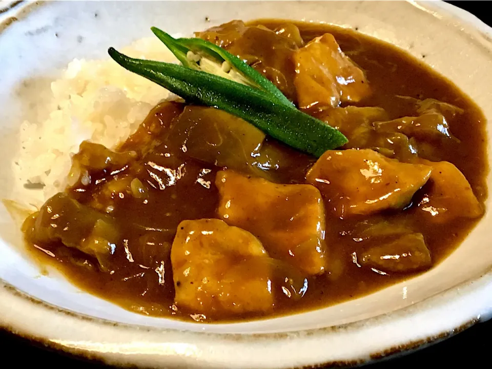 柔らか鶏胸肉と茄子のカレー
#TVメニューをアレンジ
#メチャ簡単調理|mottoさん