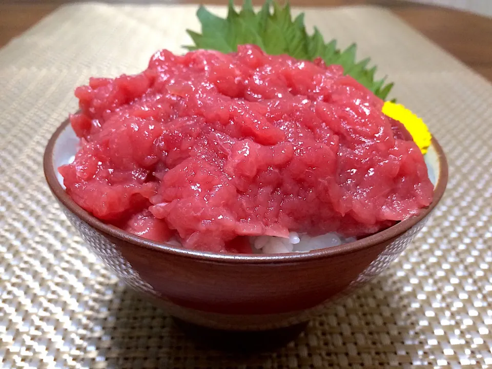 Snapdishの料理写真:マグロ中落ちどーん🐟🍚🌹|ぱぴこ家さん