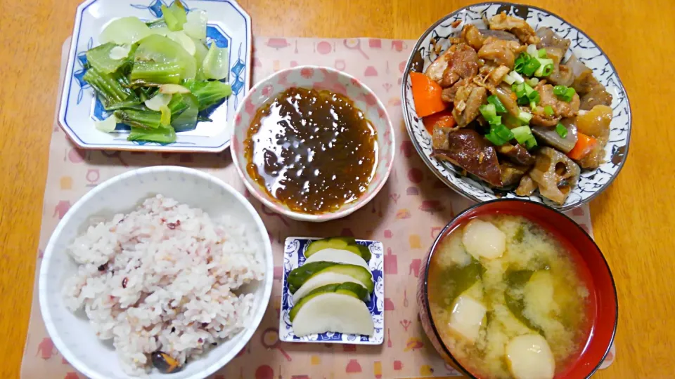 ５月３０日　筑前煮　チンゲン菜の蒸し物　もずく　お漬け物　お味噌汁|いもこ。さん