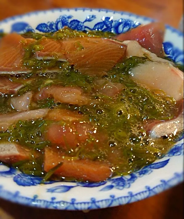 ぶりの漬けとメバチマグロのとろろ昆布🐟🌿|メイメイda.さん