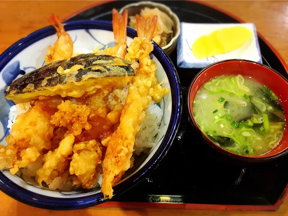 天丼 ¥800|Blue Moon Caféさん