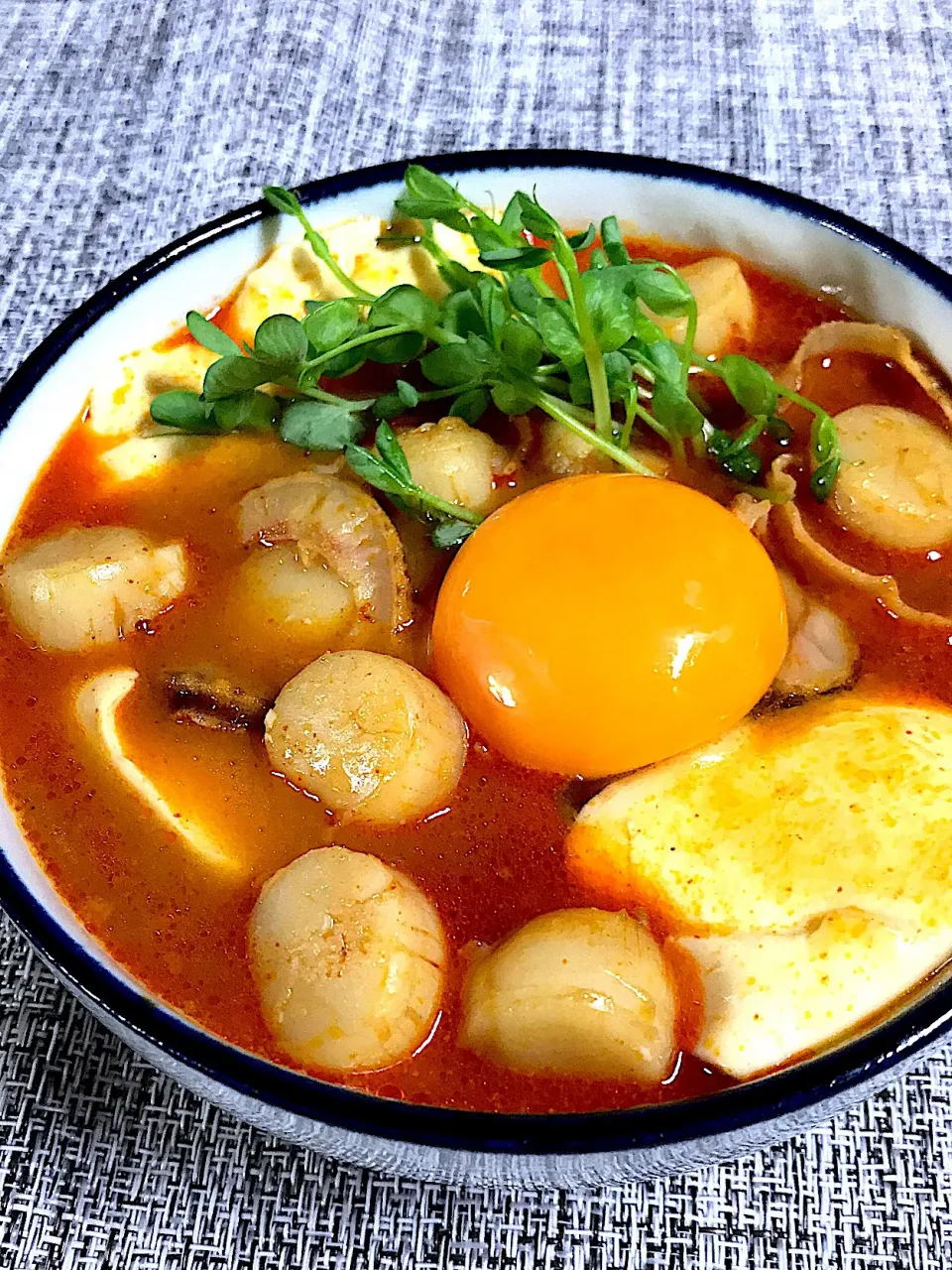 ホタテたっぷりのスンドゥブチゲ🌶                 ☔️雨降る夜にちょい辛め😆|あまねこ🌿さん