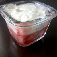 Baby food: banana and strawberries yogurt 🍌 🍓|prinSjさん