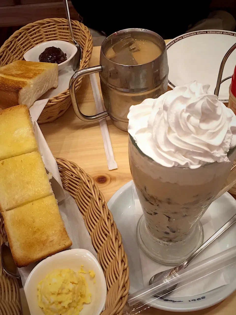 Snapdishの料理写真:... mornings like this... @komeda’s coffee|チェリーリンさん