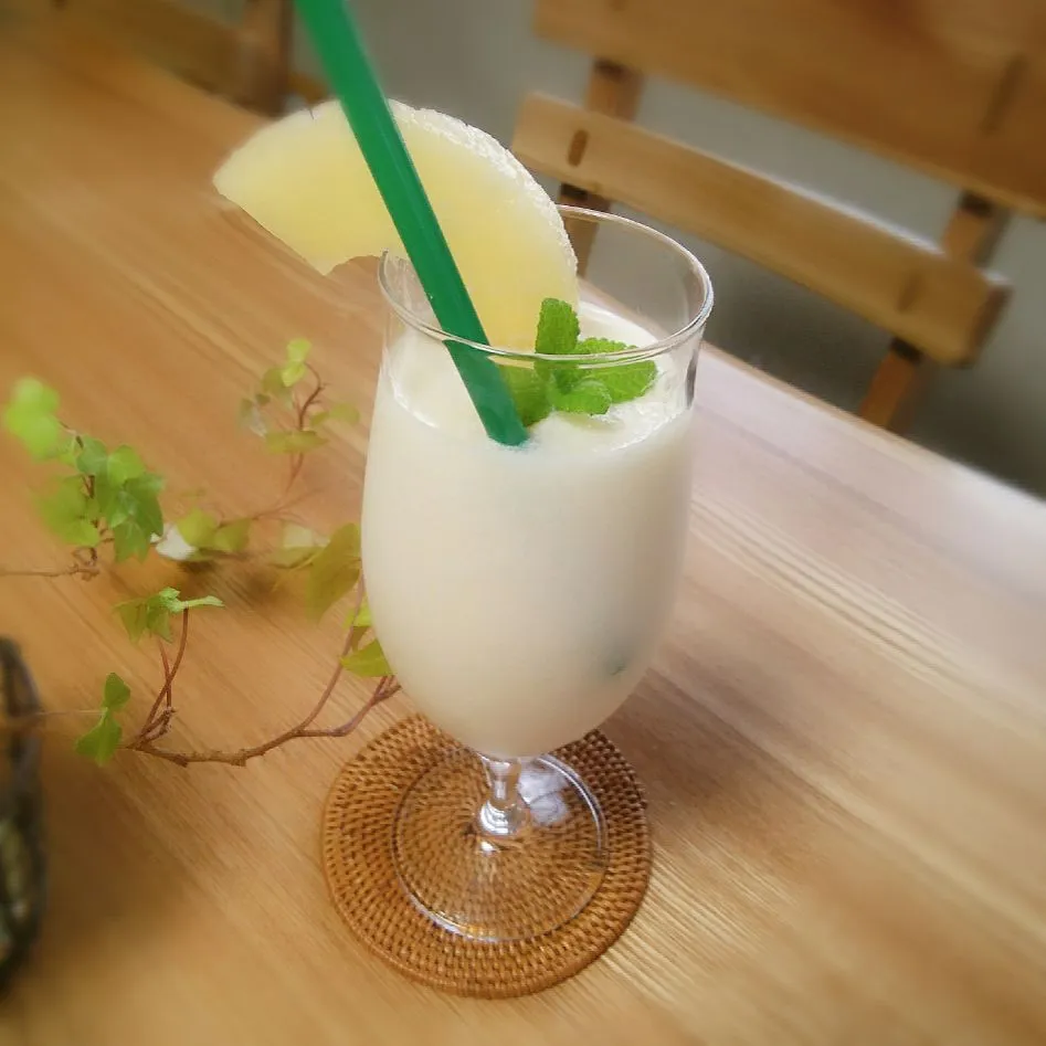 甘酒でノンアルコール、ピニャコラーダ風スムージー🍍|sakurakoさん