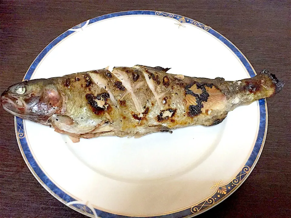 ニジマスの塩焼き|もたぷーさん