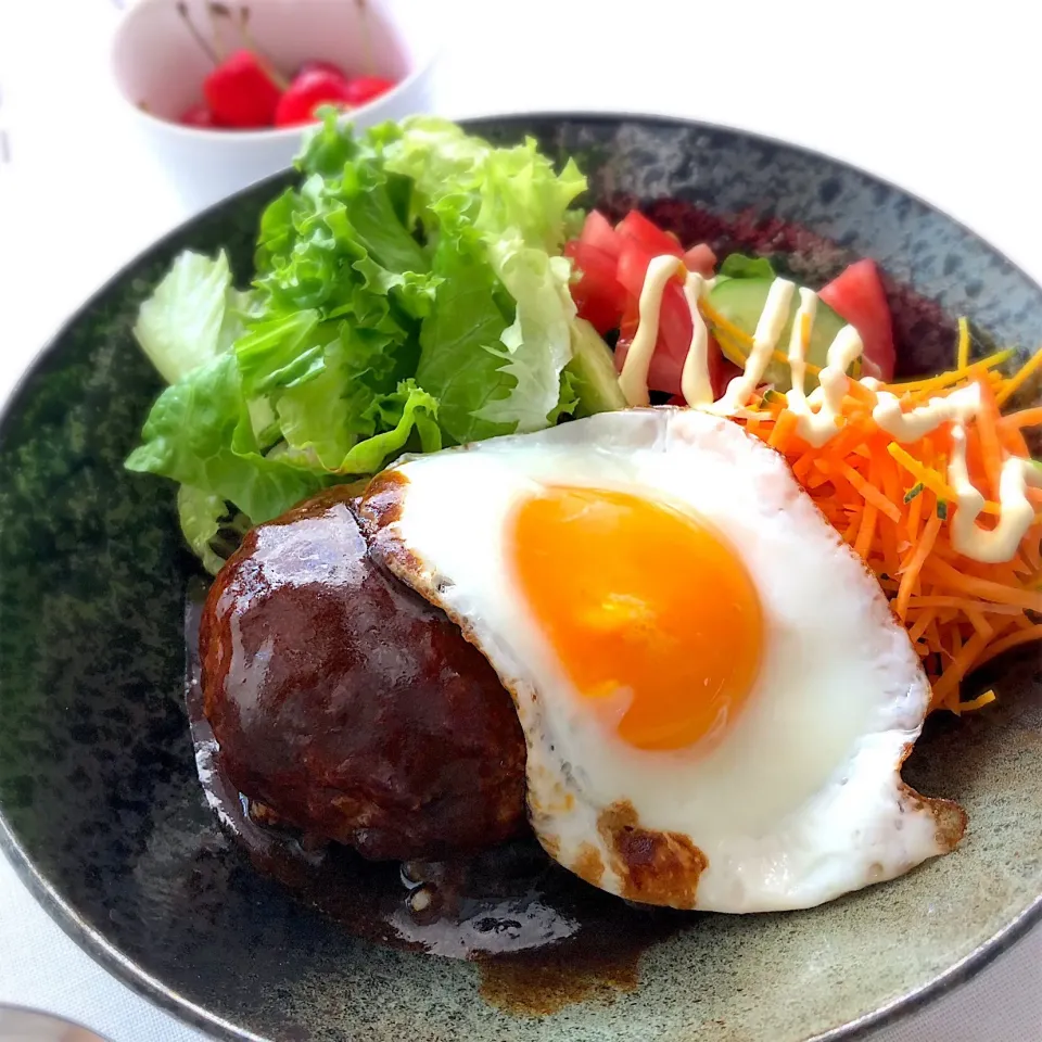 発芽玄米でハンバーグ丼|あしゃぱんさん