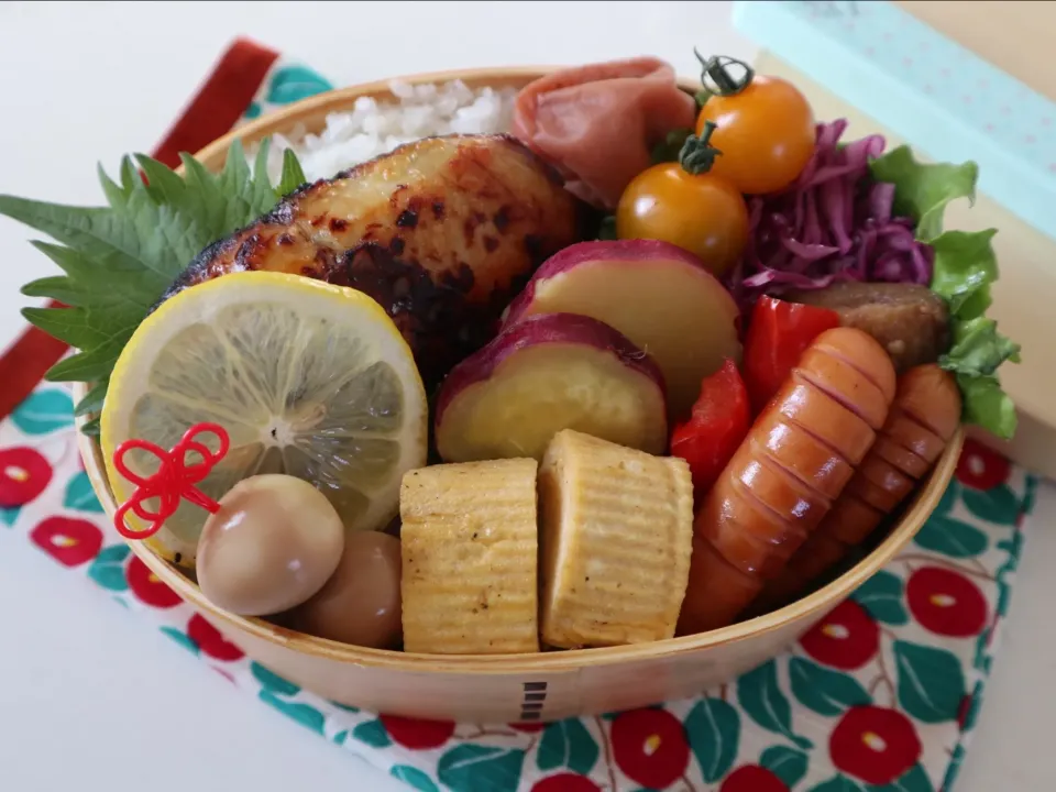 中学生男子弁当🍱
さわらの西京焼き弁当🐟|なかじー。さん