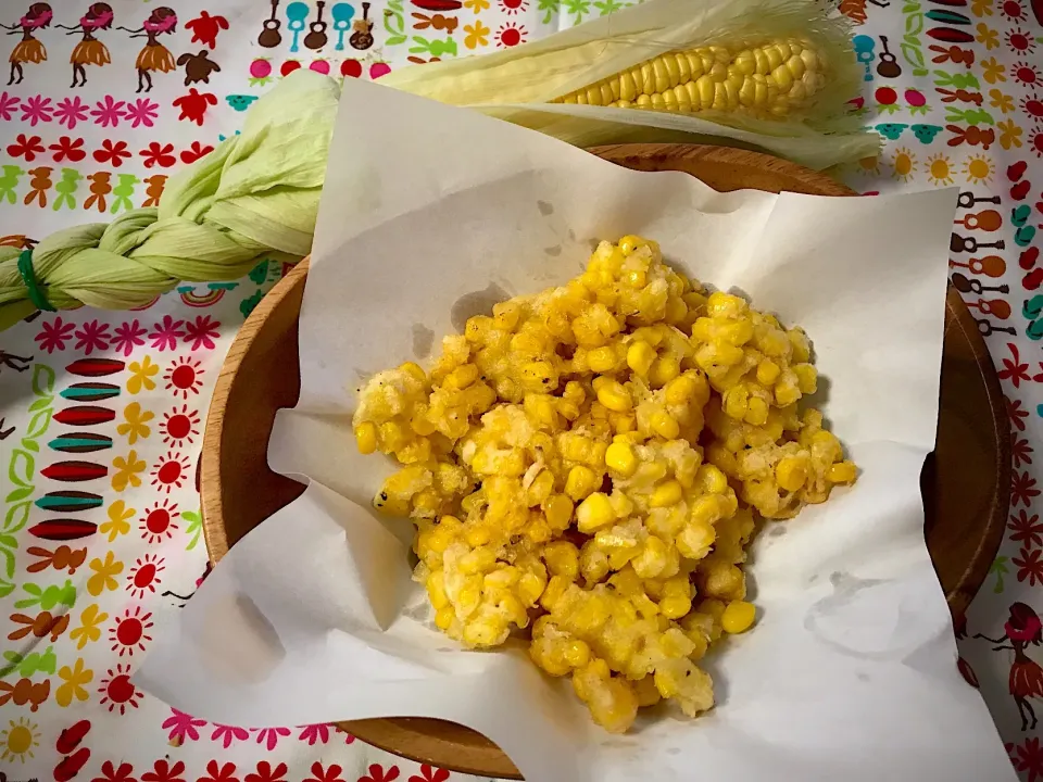 Snapdishの料理写真:なだちいさんの料理 トウモロコシの揚げ物🌽✨|noeさん