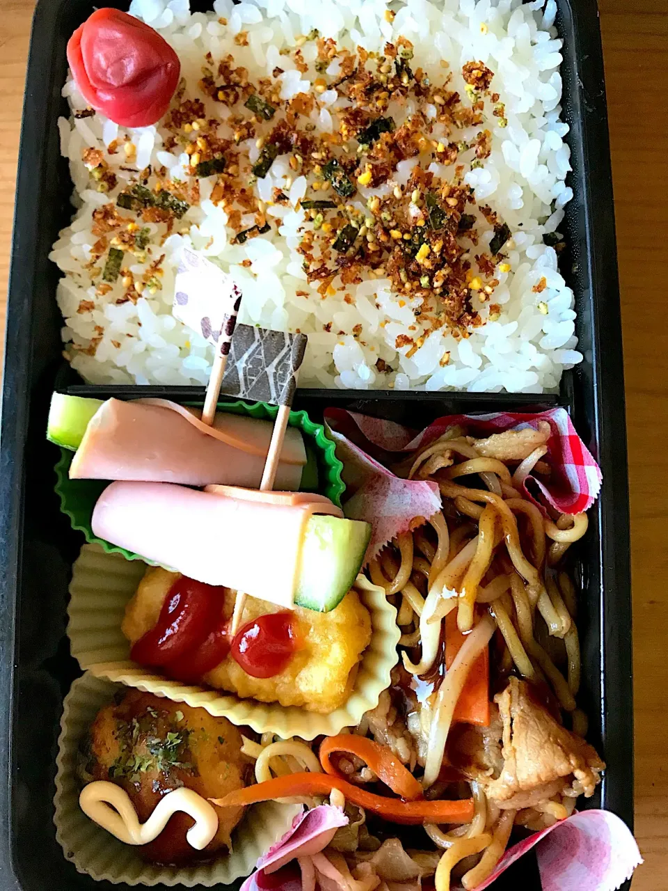 7/2 高1 大1 お弁当 #焼きそば たこ焼き弁当|侑子さん