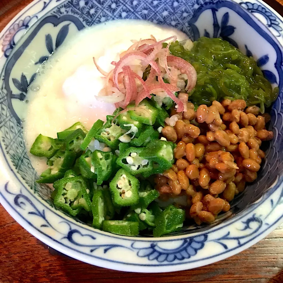 Snapdishの料理写真:ねばふわとろ丼|Hiromi Isonagaさん