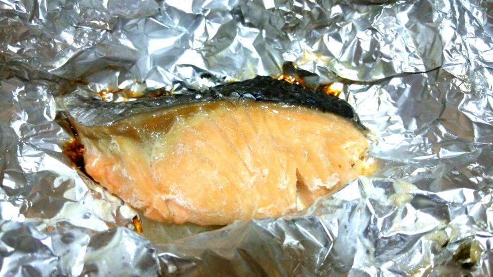 サーモンのアルミホイル包み焼き